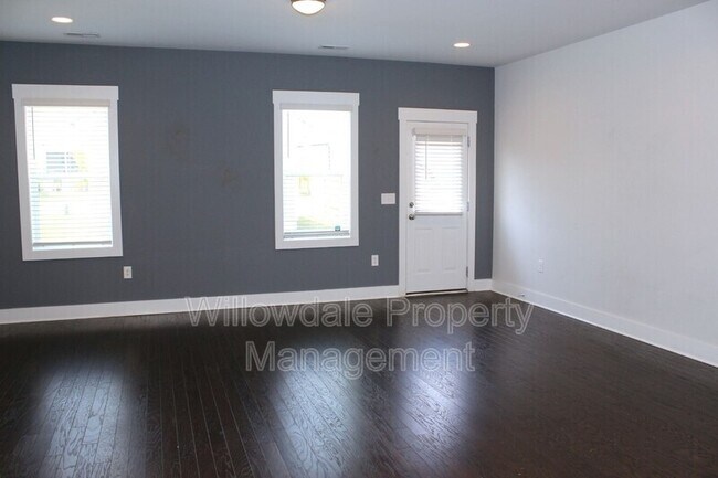 Foto del edificio - 6252 Taylor Rd