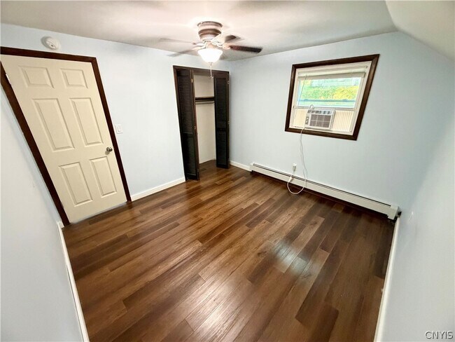 Foto del edificio - 280 Cherry St