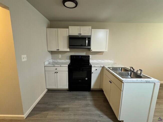 Foto del edificio - 116 Tabor Dr