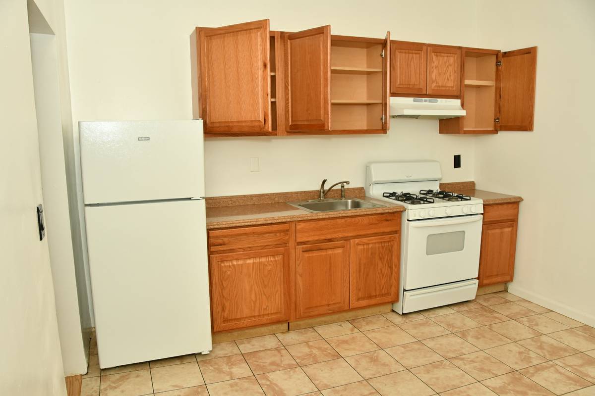 Kitchen 1 - 202-15 Hollis Ave