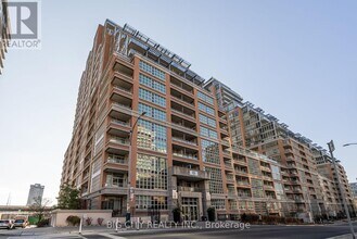 Building Photo - 65 E Liberty St