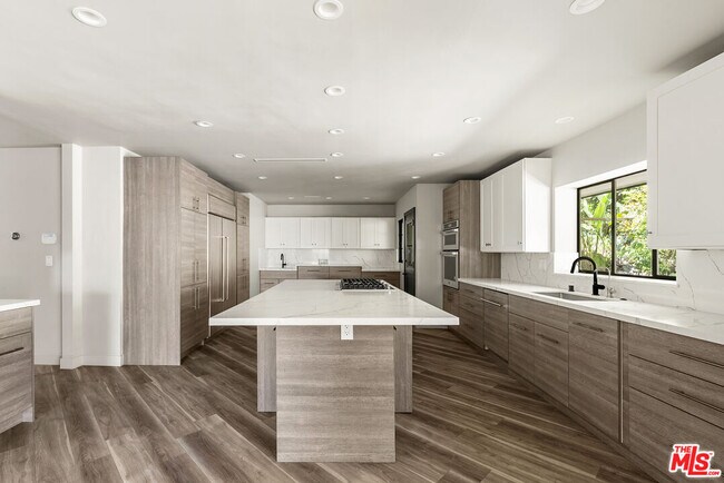 Foto del edificio - 10122 Sunbrook Dr