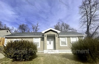 Building Photo - 5000 Walker Ave