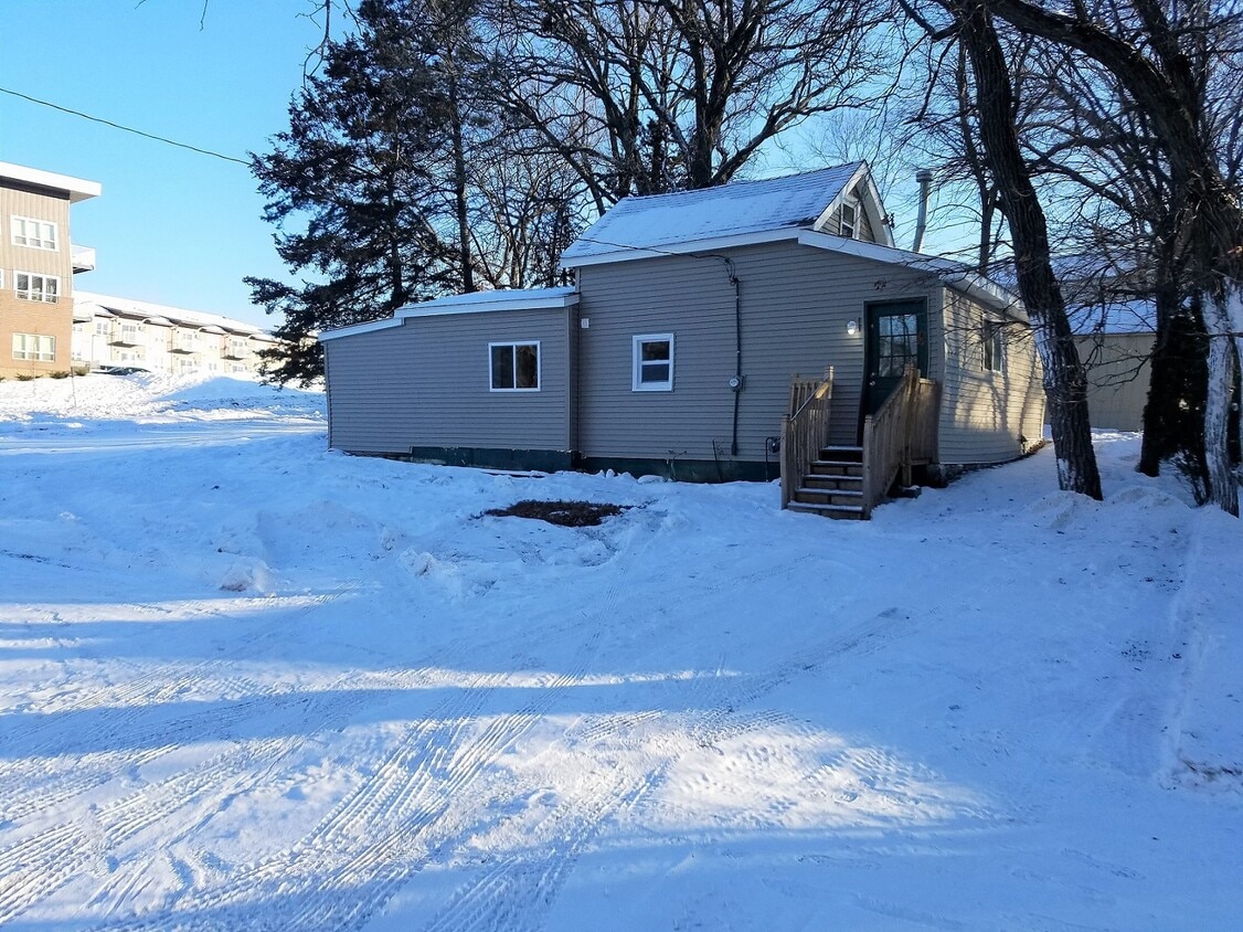 26140 Main St, Zimmerman, MN 55398 House Rental in Zimmerman, MN