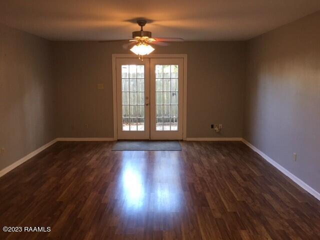 Foto del edificio - 105 Oak Crest Dr