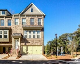 Building Photo - 1295 Linden Ct