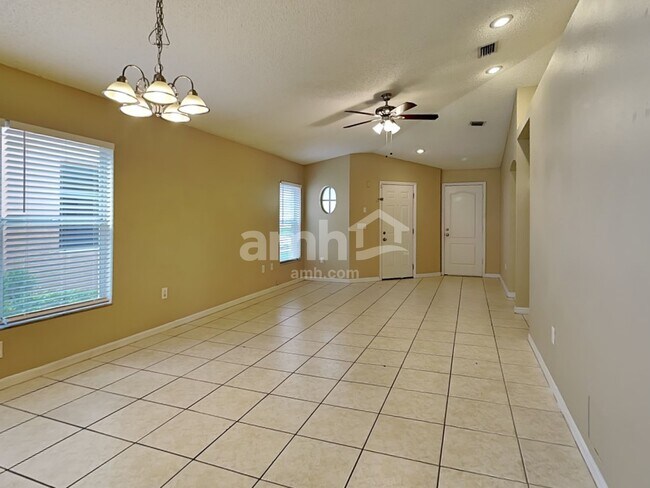 Foto del edificio - 1116 Lake Shore Ranch Dr