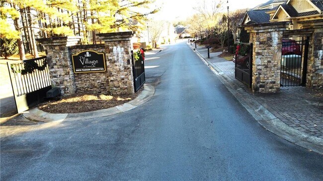 Building Photo - 699 Stickley Oak Way