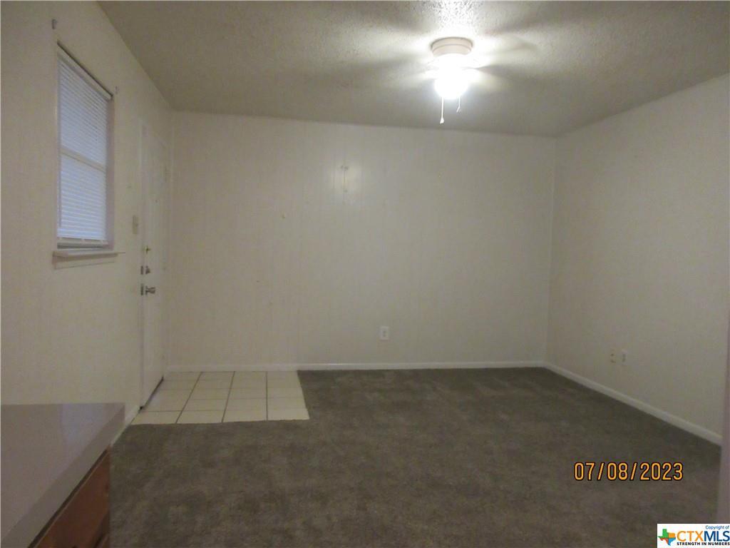Primary Photo - 2904 Lake Rd