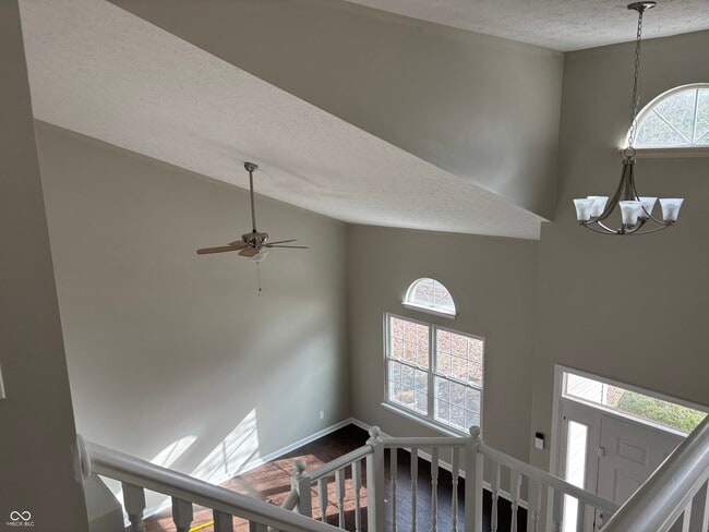 Foto del edificio - 6842 Antelope Dr