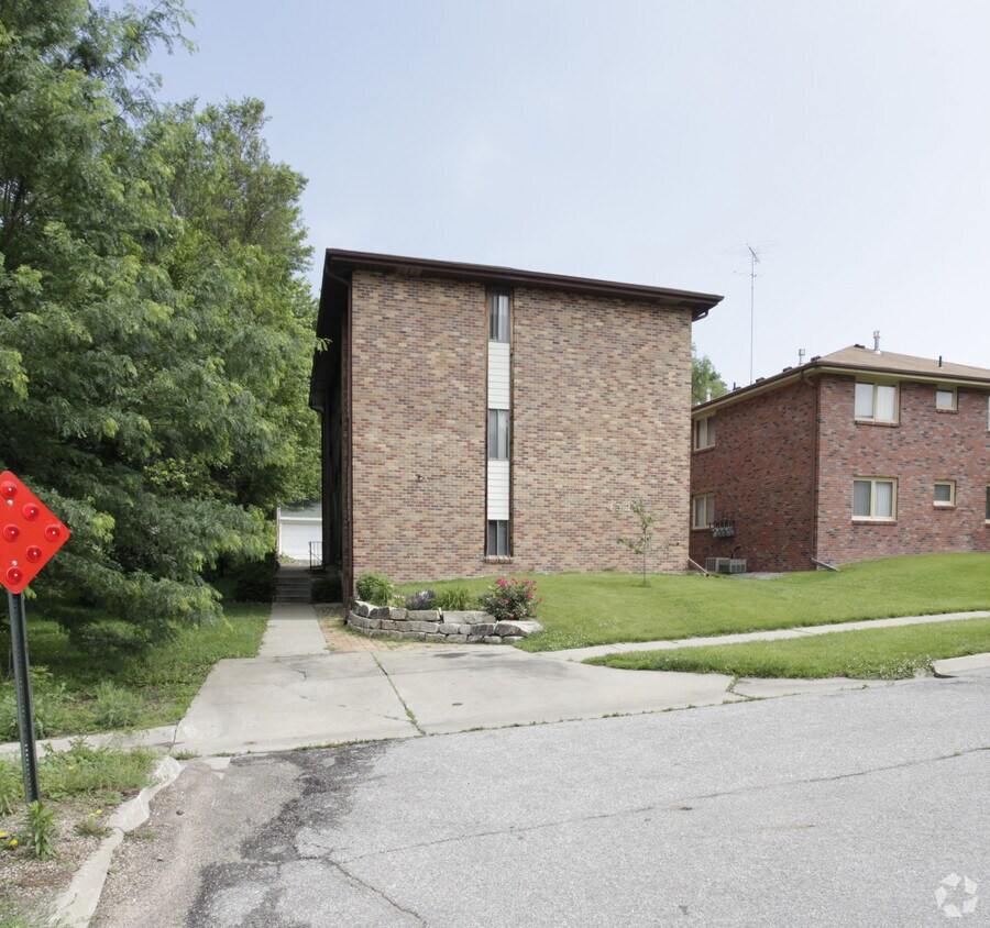 Building Photo - 4520 Bancroft Avenue