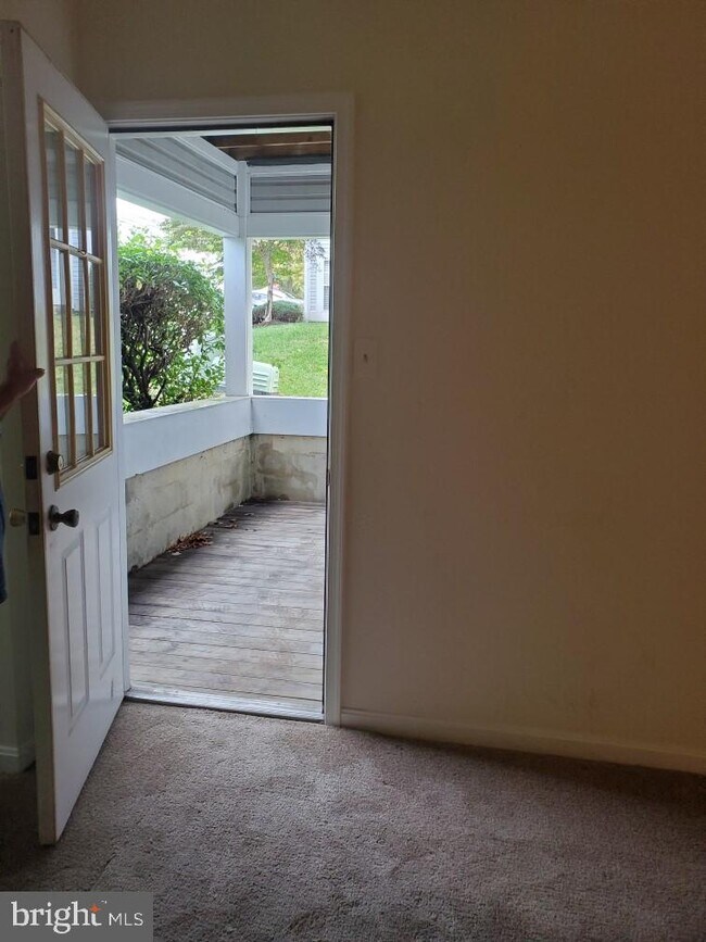 Building Photo - 608 Rolling Hill Walk