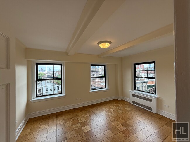 Foto del edificio - Beautiful 1 Bedroom Apartment In West Vill...
