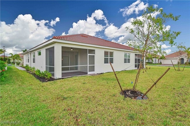 Foto del edificio - 4466 Dutchess Park Rd