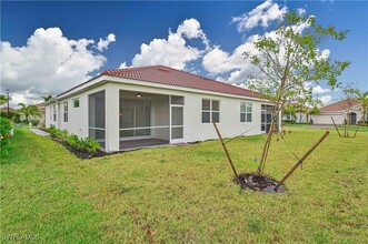 Building Photo - 4466 Dutchess Park Rd