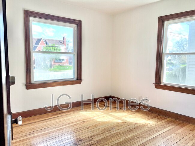 Foto del edificio - 1810 Cypress St