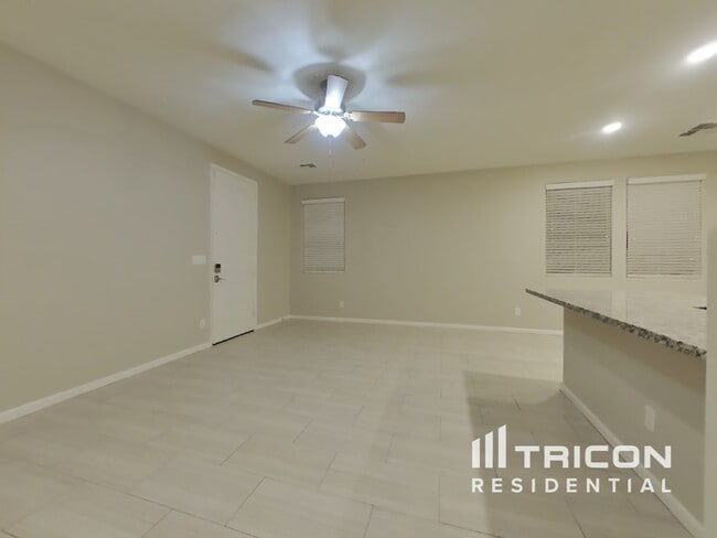 Foto del edificio - 12555 W Hummingbird Terrace