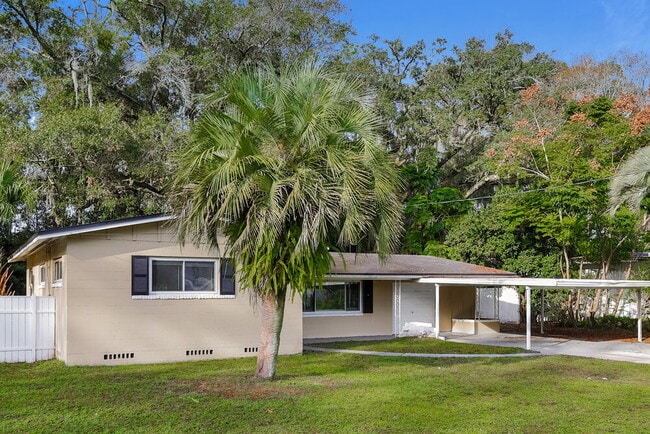 Foto del edificio - 6532 Albicore Rd