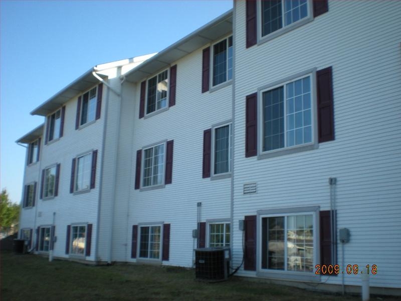 Building Photo Rear - 3900 W Michigan Ave