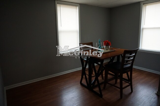 Foto del edificio - 4802 Althea Ave