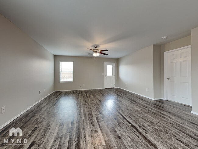 Foto del edificio - 12201 Jude Way