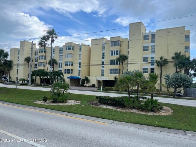 Foto del edificio - 4700 Ocean Beach Blvd
