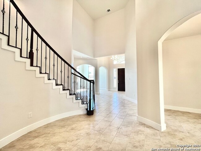 Foto del edificio - 6 Bed/4.5 Bath in Johnson Ranch Subdivision