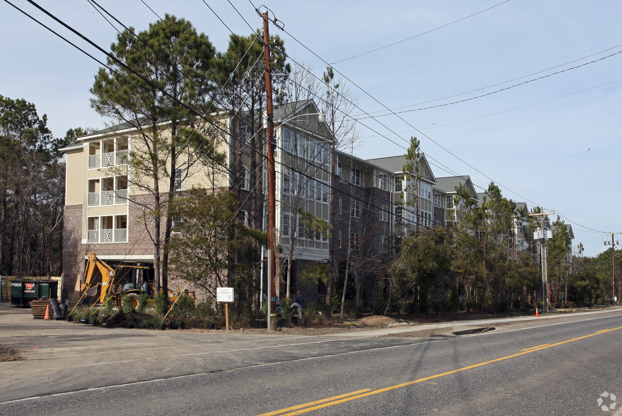 Primary Photo - Grandview Apartments