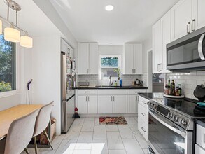 Building Photo - 576 E 3635 S