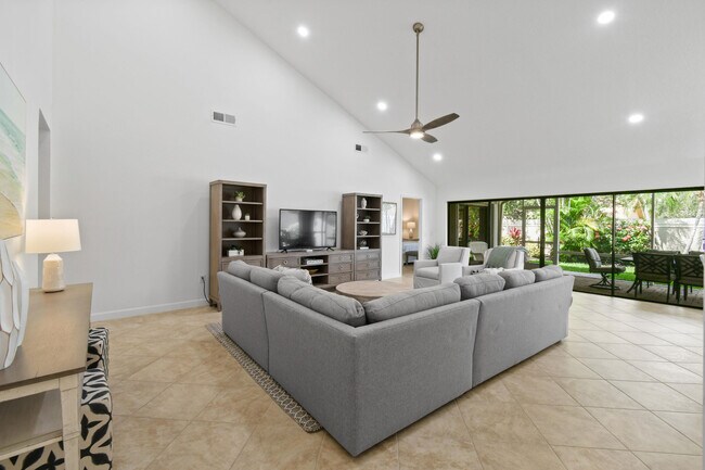 Foto del edificio - 308 Ridge Rd