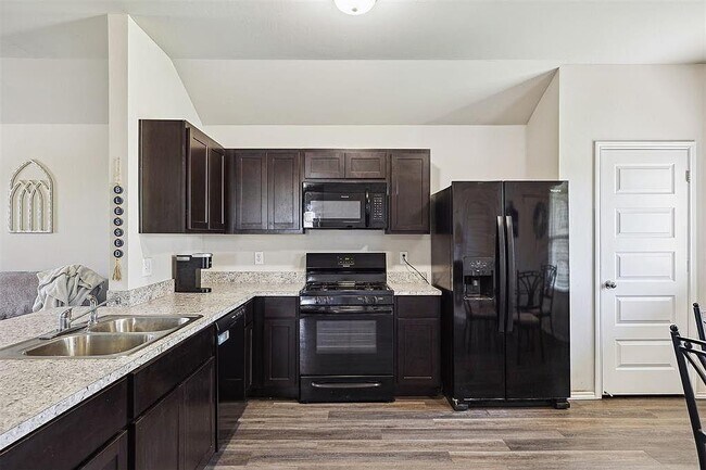 Foto del edificio - 11604 NW 95th St