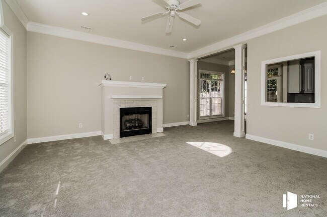 Foto del edificio - 5428 Magnolia Park Cir