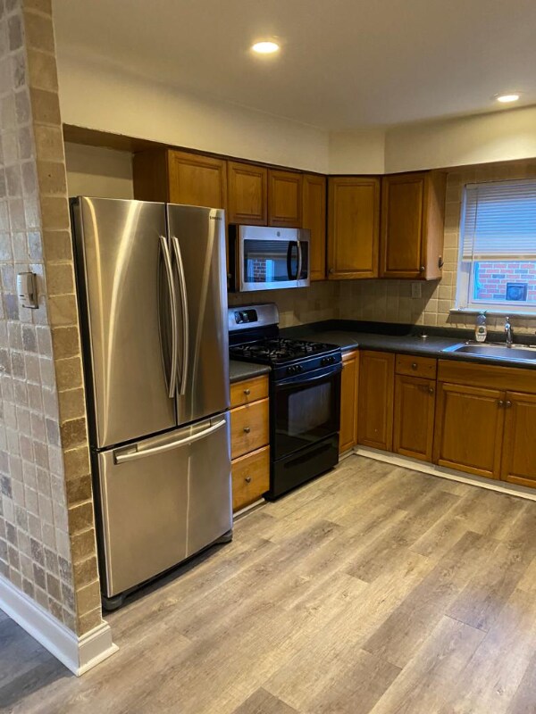 Foto del edificio - 7951 Langdon St
