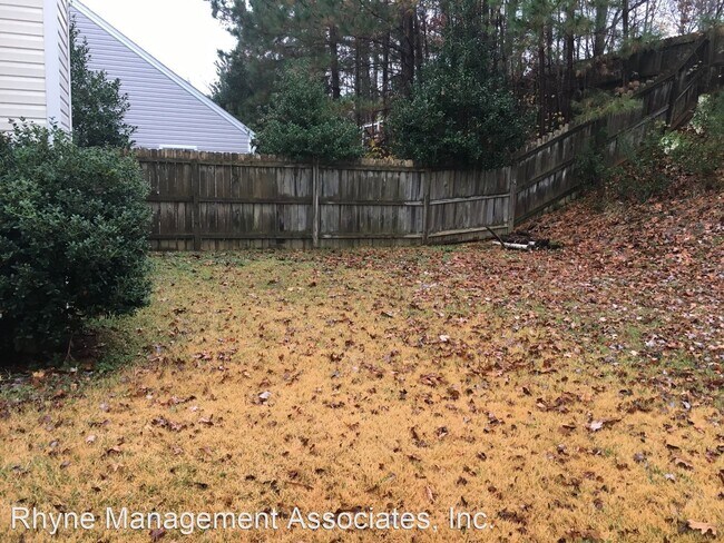 Building Photo - 9113 Colony Village Ln