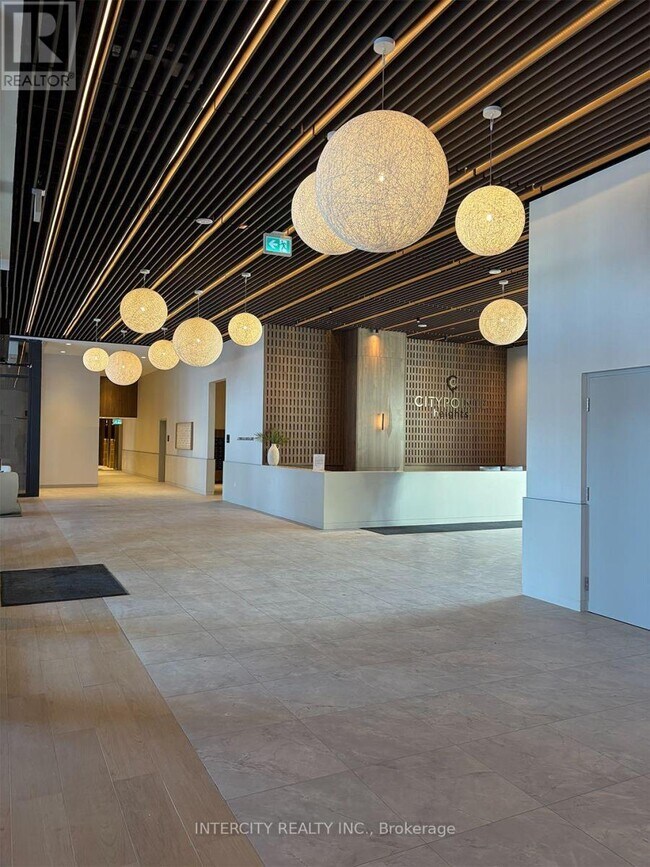 Photo du bâtiment - 15 Skyridge Dr