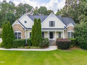 Building Photo - 509 Belmont Cir