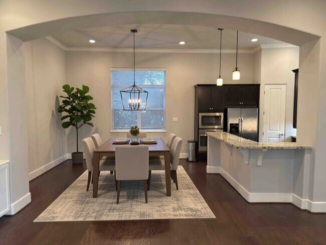 Foto del edificio - 5640 Larkin St