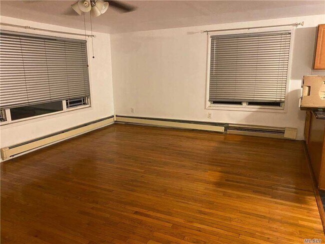 Foto del edificio - 238-64 148th Dr