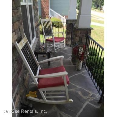 Building Photo - 147 Lamplighter Way