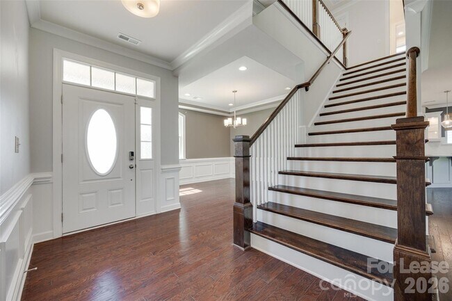 Building Photo - 421 Sandbar Pt