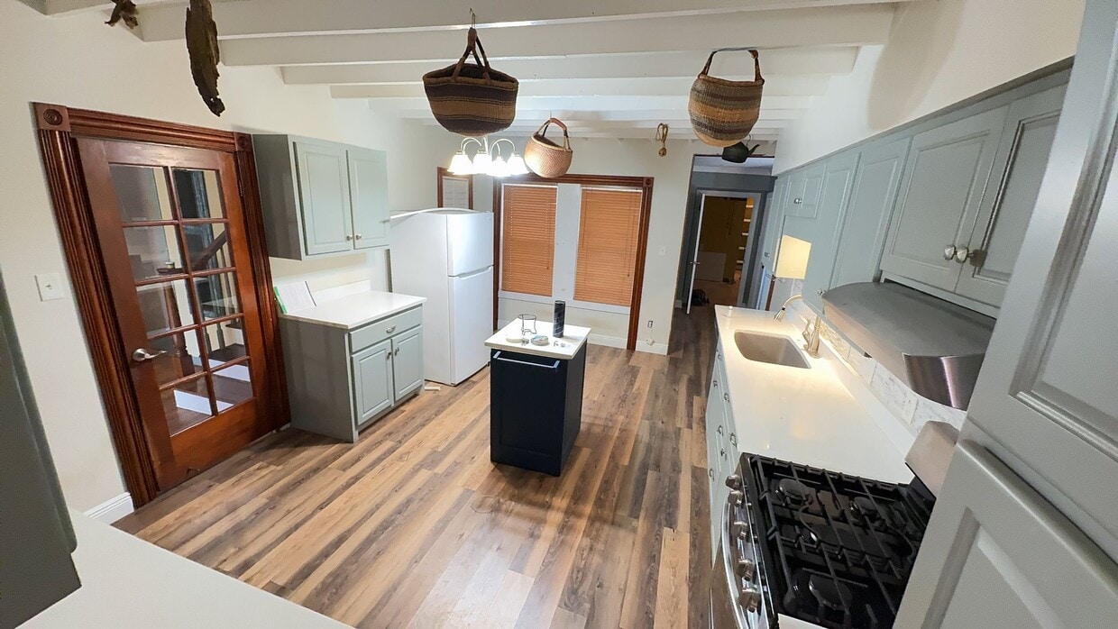 Foto del edificio - Luxurious and Spacious in Downtown Houma-4 bedroom 3.5 bath