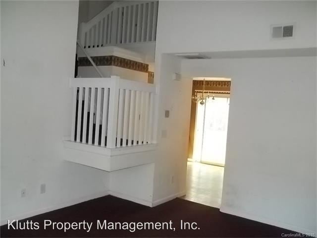 Building Photo - 6730 Cypress Tree Ln