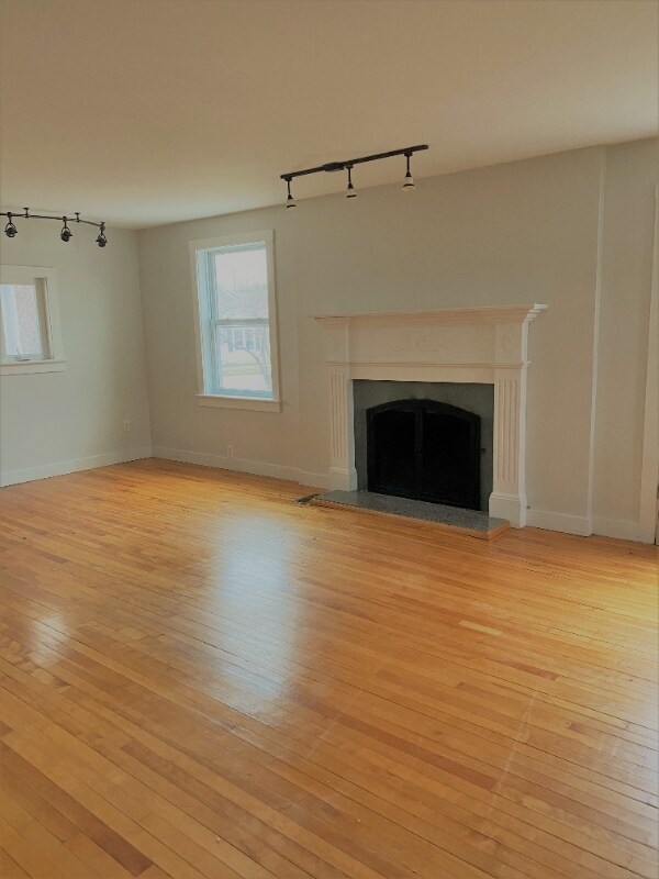 Foto del edificio - 8 Depot St