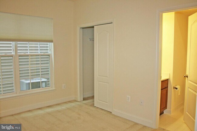 Foto del edificio - 12609 Horseshoe Bend Cir