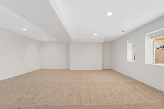 Building Photo - 685 N 660 W