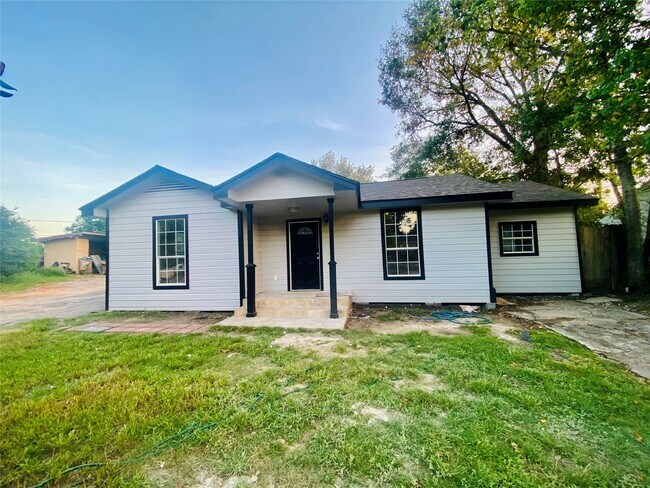 Foto del edificio - 4604 Dewberry St