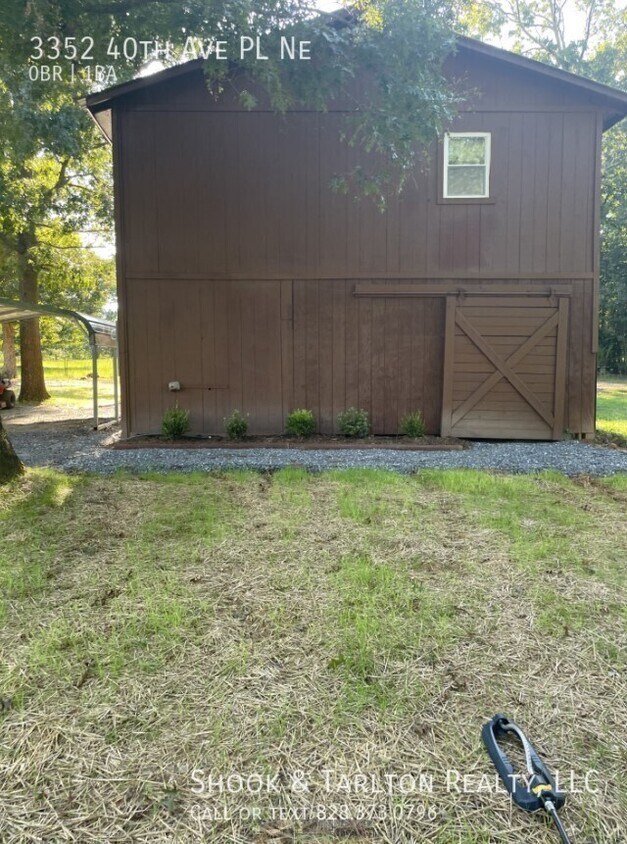 Foto principal - 3352 40th Ave Pl NE