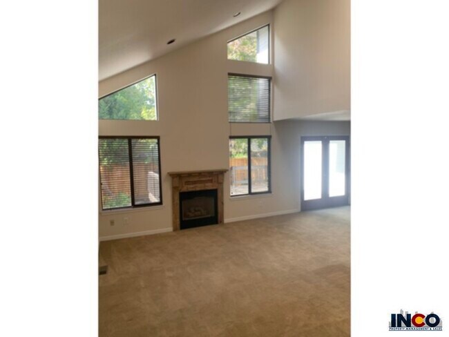 Building Photo - 6323 S Harrison Ct