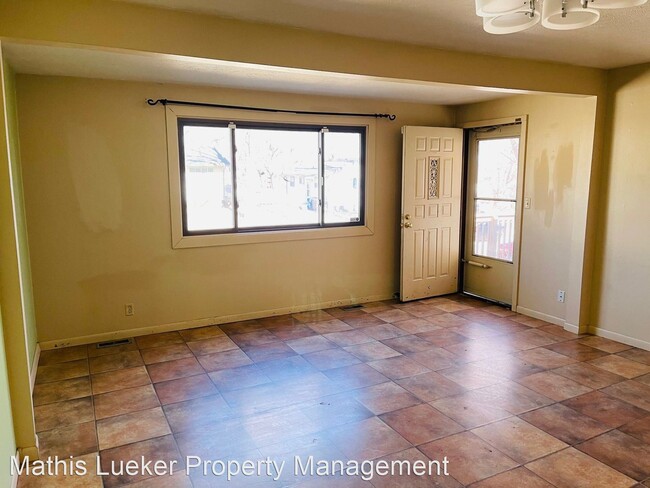 Building Photo - 3 br, 2 bath House - 1405 W. 17th