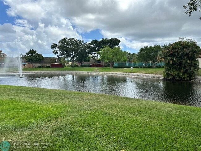 Foto del edificio - 2903 SW 22nd Cir